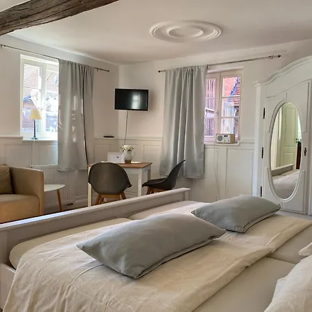 Vendégház Boutique Apartments & Cafe Am Sonnenhof 1737 3*