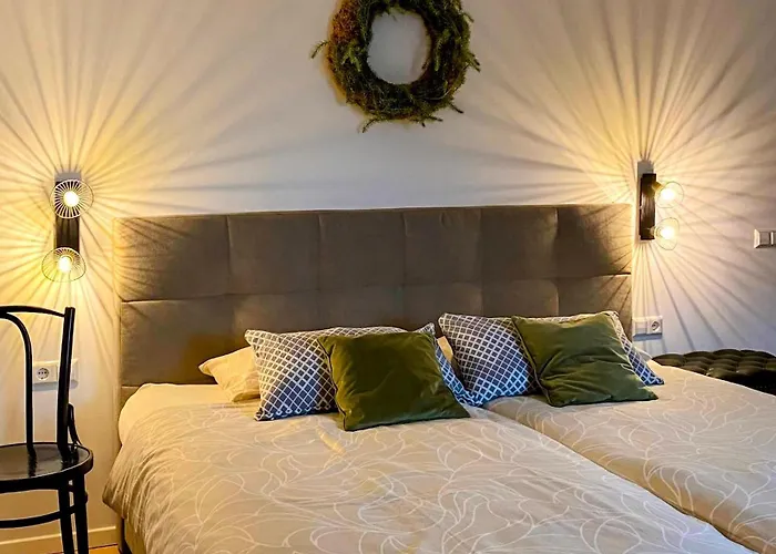 Boutique & Cafe Am Sonnenhof 1737 Casa de hóspedes Barbelroth